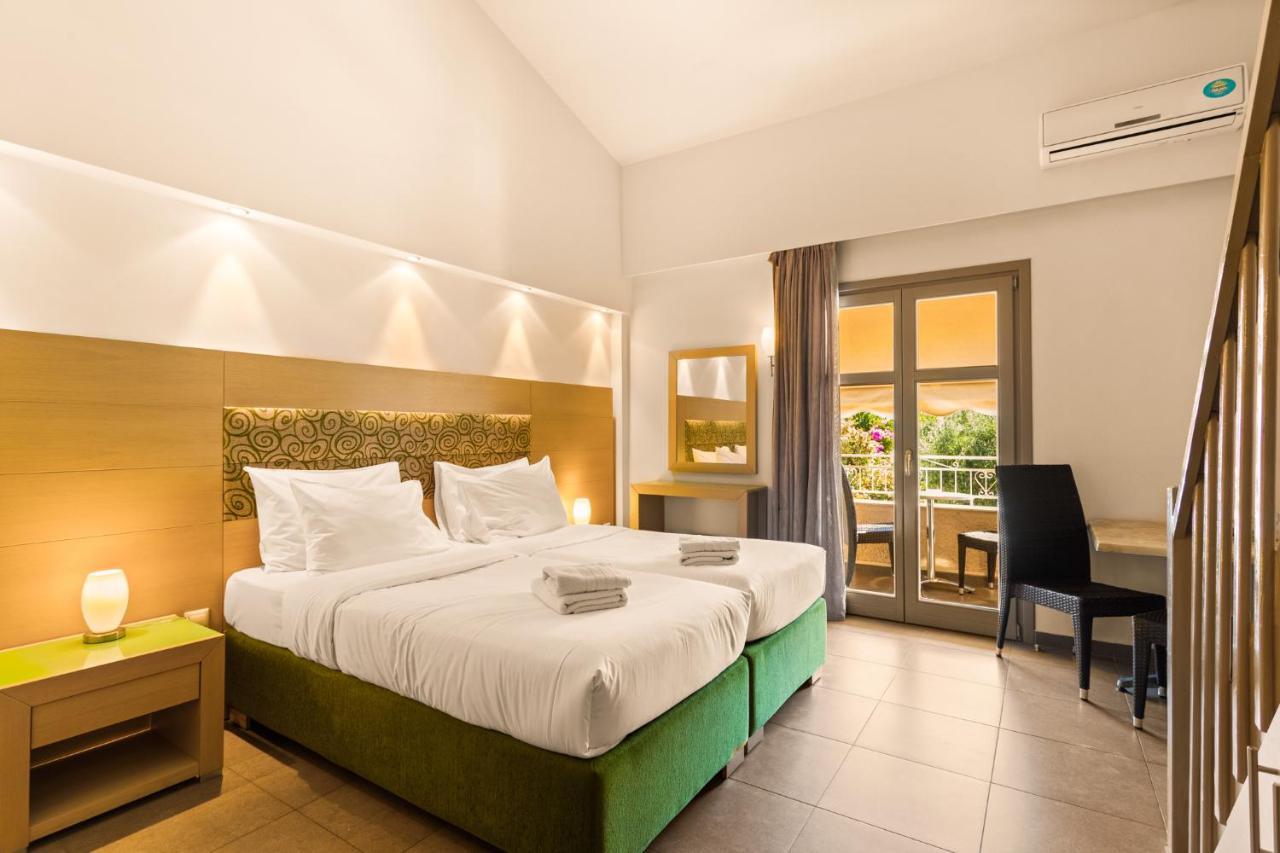 Kalogria Aparthotel Stoupa Exterior photo